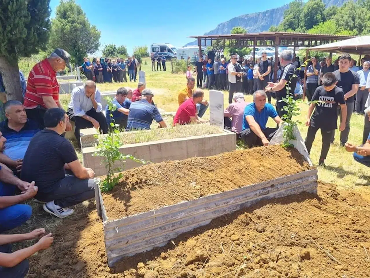 İliç'teki heyelanda ölen işçilerden Mehmet Kazar, son yolculuğuna uğurlandı