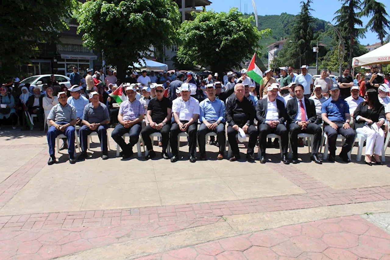 İkizce'de Doğu Türkistan ve Filistin Anma Programı düzenlendi