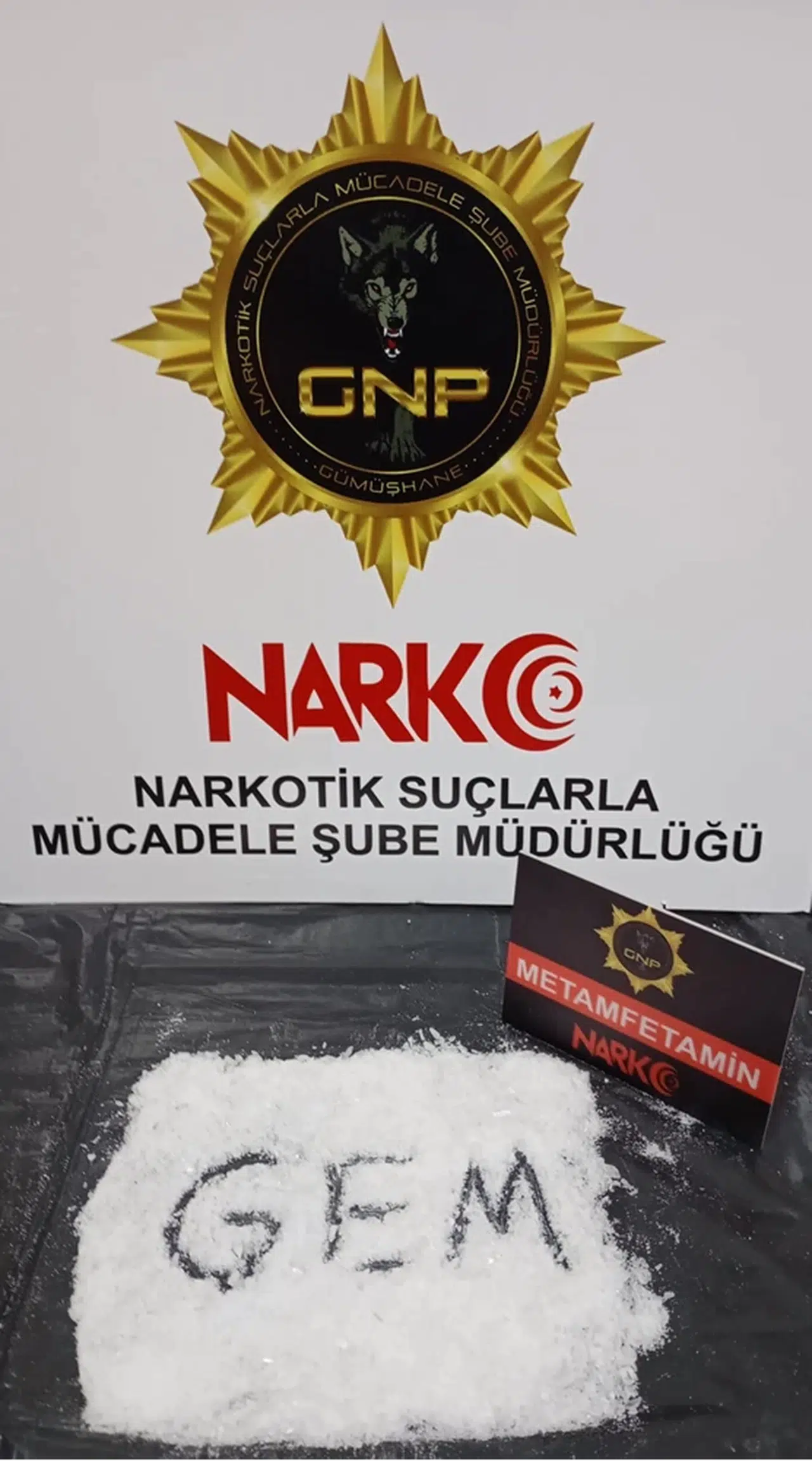 Gümüşhane'de bağırsağında uyuşturucu tespit edilen yabancı uyruklu tutuklandı