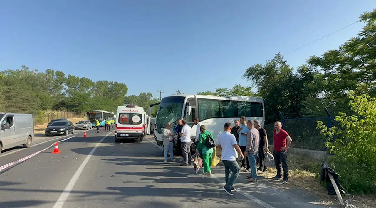  Çorlu'da 2 kişinin öldüğü kazada minibüs sürücüsü tutuklandı