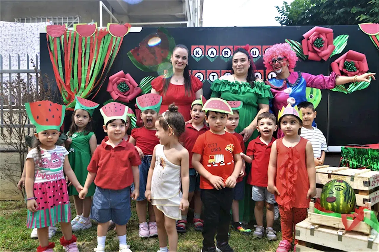 Bornovalı minikler Karpuz Festivali'nde eğlendi