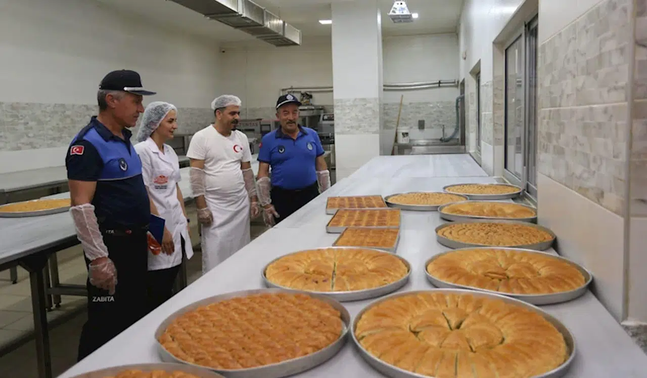 Kepez Zabıtası'ndan bayram denetimi 