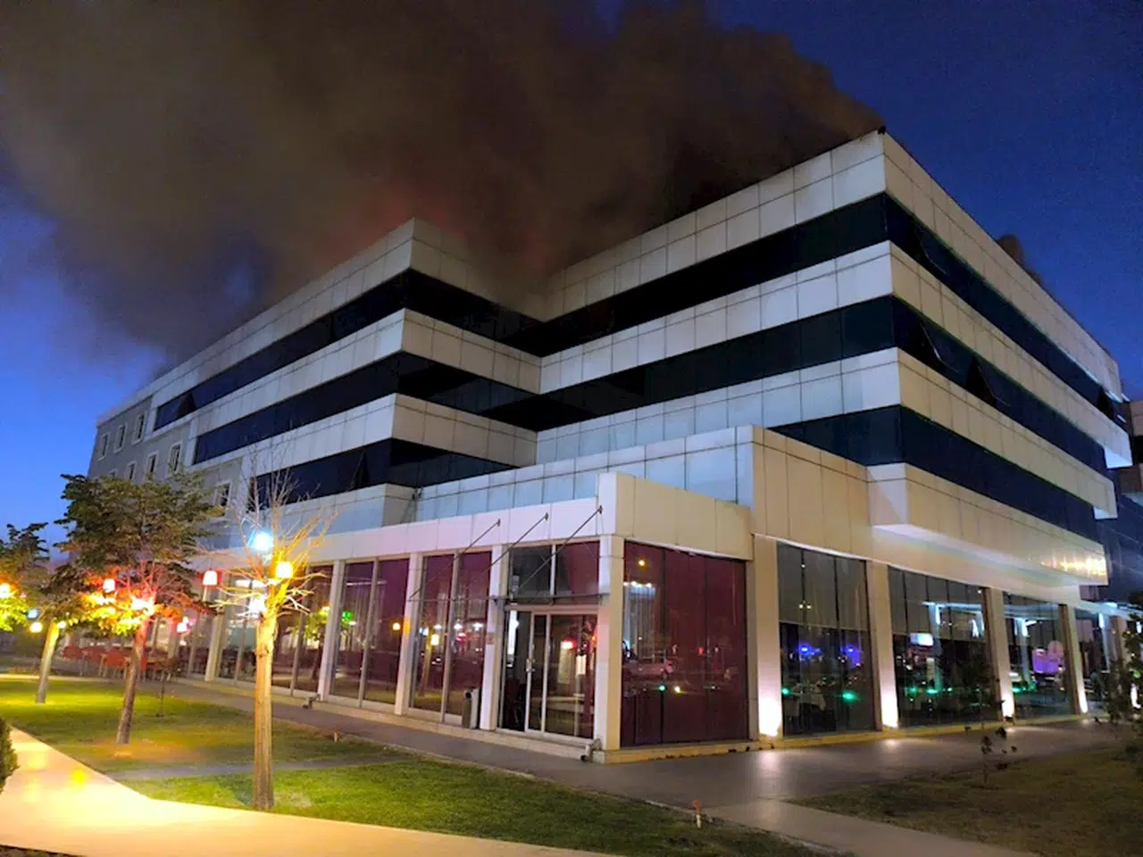 Afyonkarahisar'da 5 yıldızlı termal otelde yangın