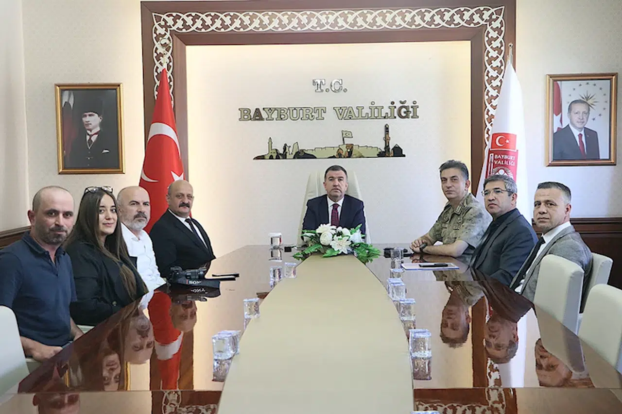 Bayburt Valisi Eldivan, asayiş değerlendirme toplantısı düzenledi