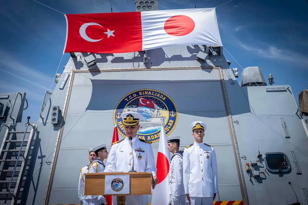 TCG Kınalıada, Japonya'yı ziyaret etti