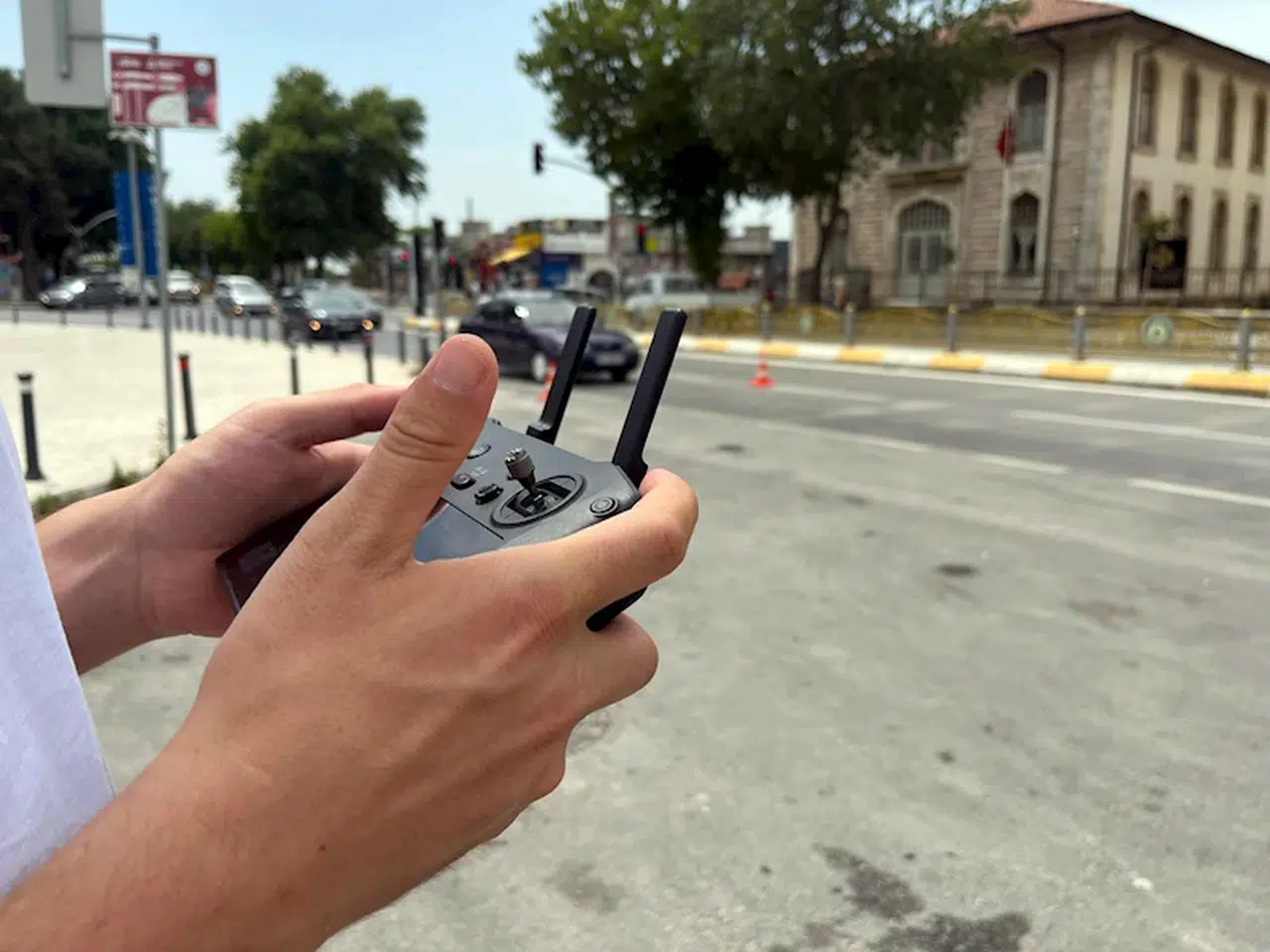 Edirne'de polisten bayram öncesi dron destekli denetim