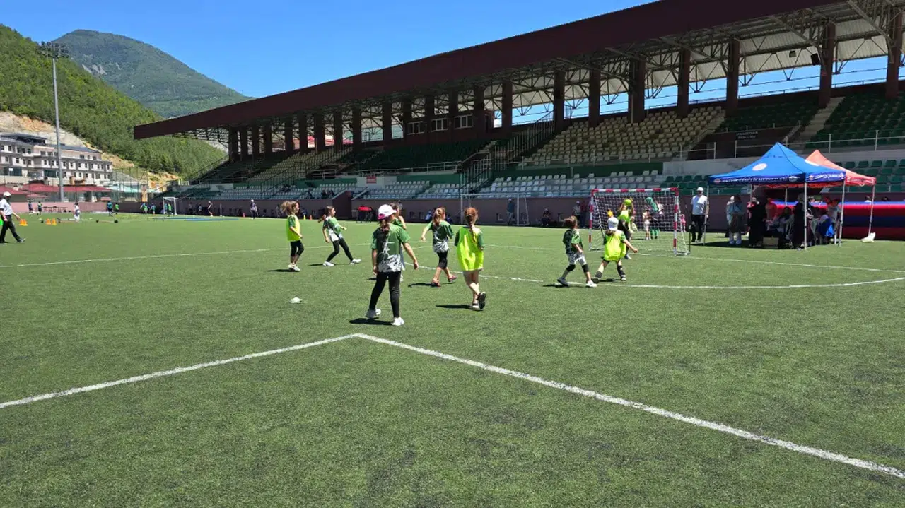 2024 Hareketlilik Yılı Gençlik ve Spor Festivali Artvin'de Coşkuyla Kutlandı