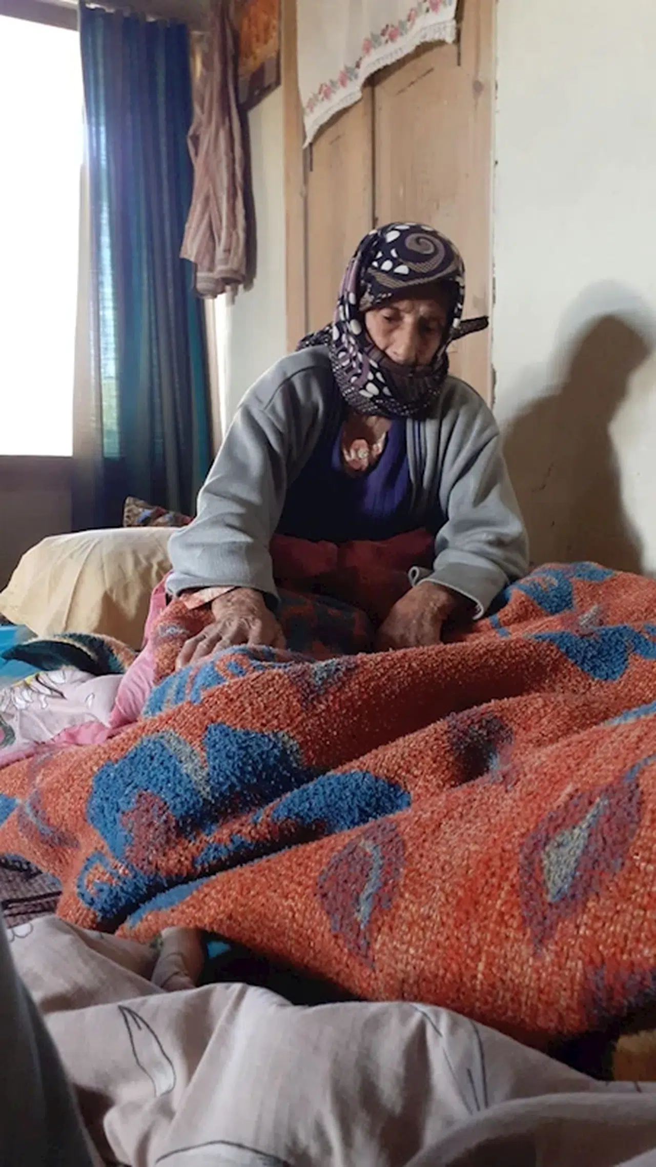 Yaralı bulunan Alzheimer hastası kadın kurtarılamadı