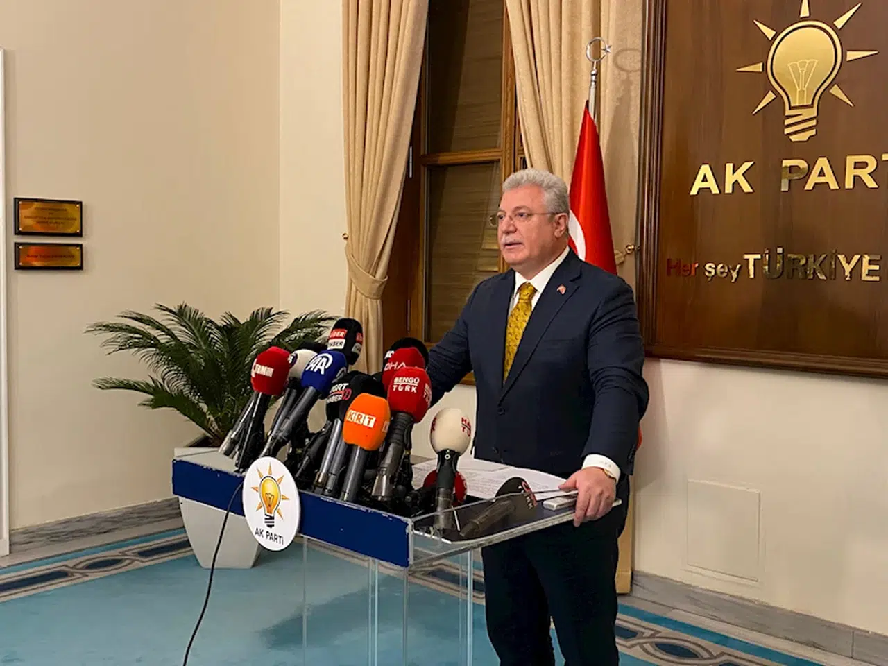 AK Parti'li Akbaşoğlu: 9'uncu Yargı Paketi'nde 'etki ajanlığı' düzenlemesi yok