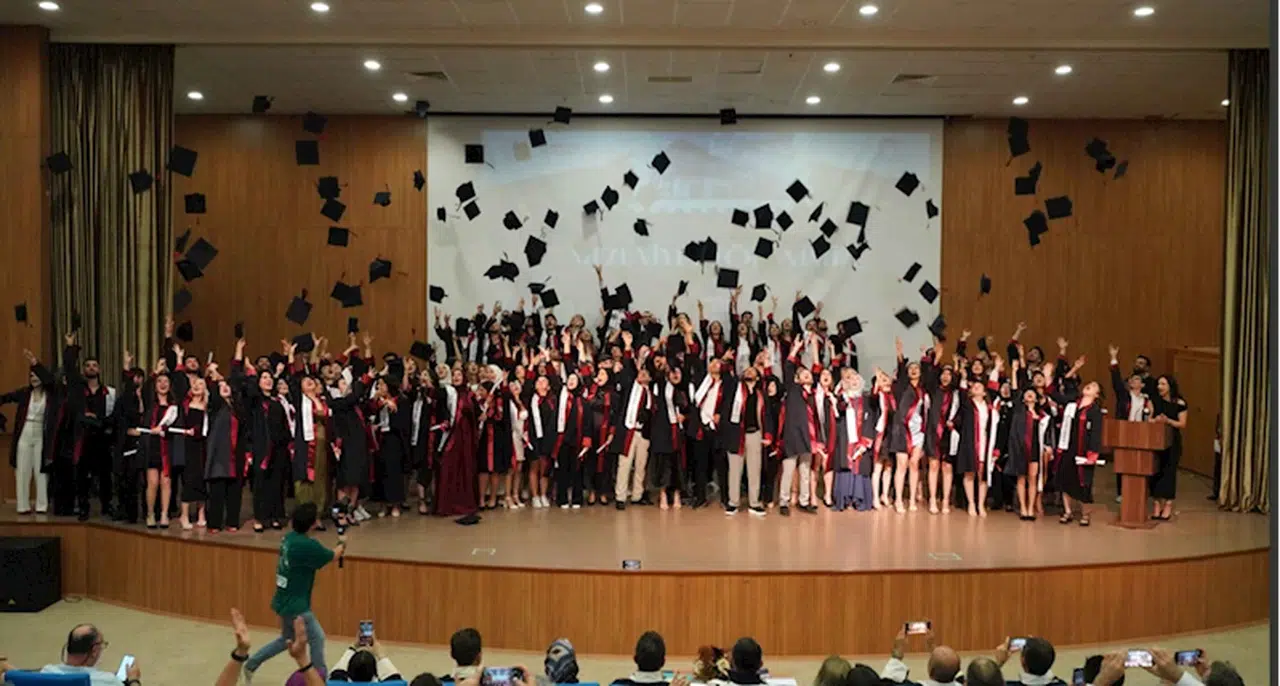 Karabük Üniversitesi'nde mezuniyet sevinci