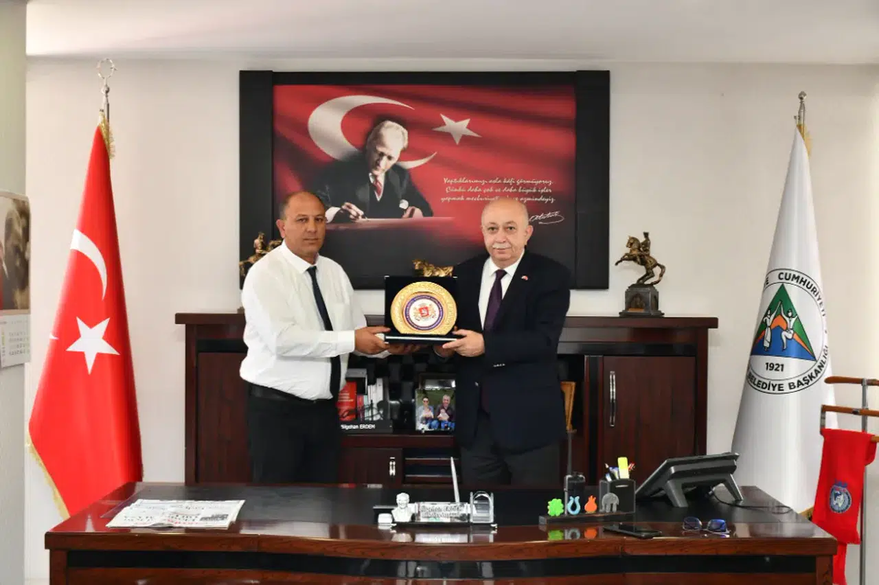 Artvin'de Diplomatik Buluşma: Başkonsolos Iashvılı, Başkan Vekili Pişkin'i Ziyaret Etti