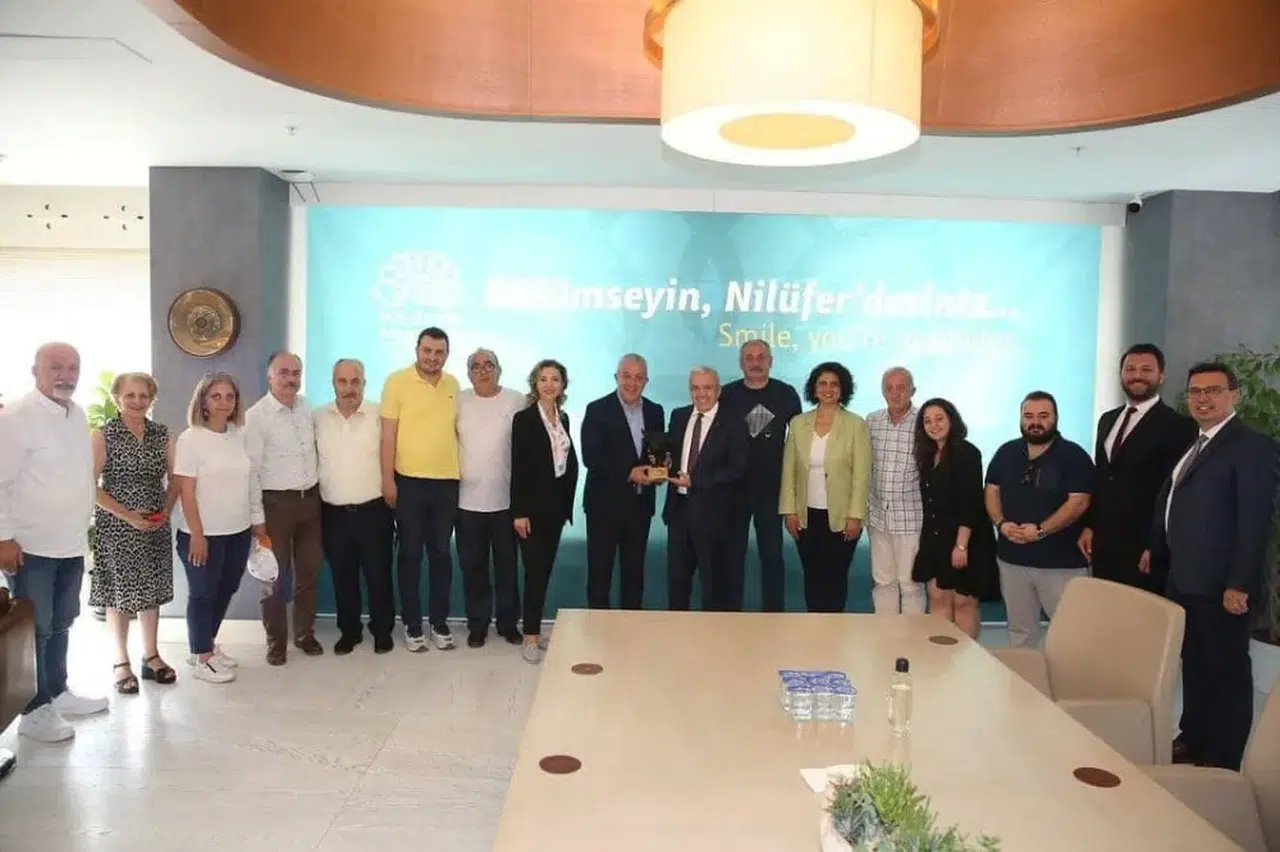 İki Belediye Başkanından İş Birliği Sinyali: Kafkasör Kültür Festivali Görüşmesi