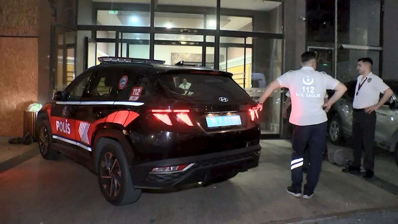 Gaziosmanpaşa'da, rezidansın arızalanan asansöründe kalan kişi, kurtarılırken 30 metreden boşluğa düşerek öldü