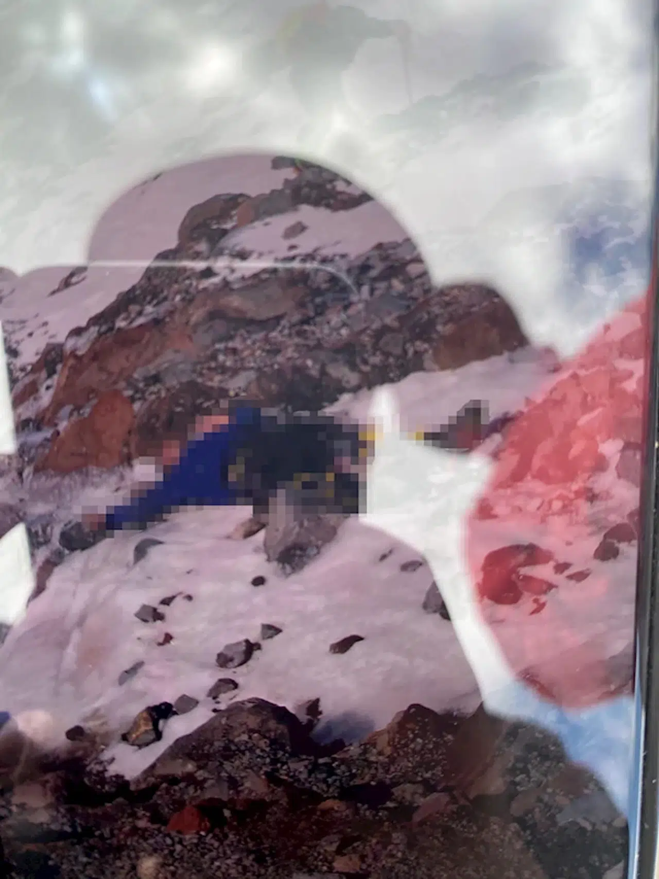 Ağrı Dağı'na zirve tırmanışında İranlı dağcı öldü; 4 bin 300 metredeki cenaze için ekipler çalışma başlattı