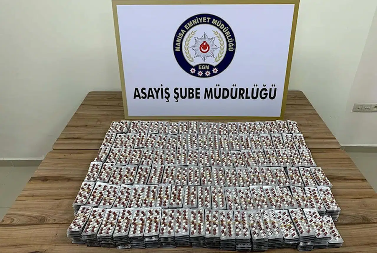 Manisa'da iş yeri kurşunlayan 2 şüpheli tutuklandı