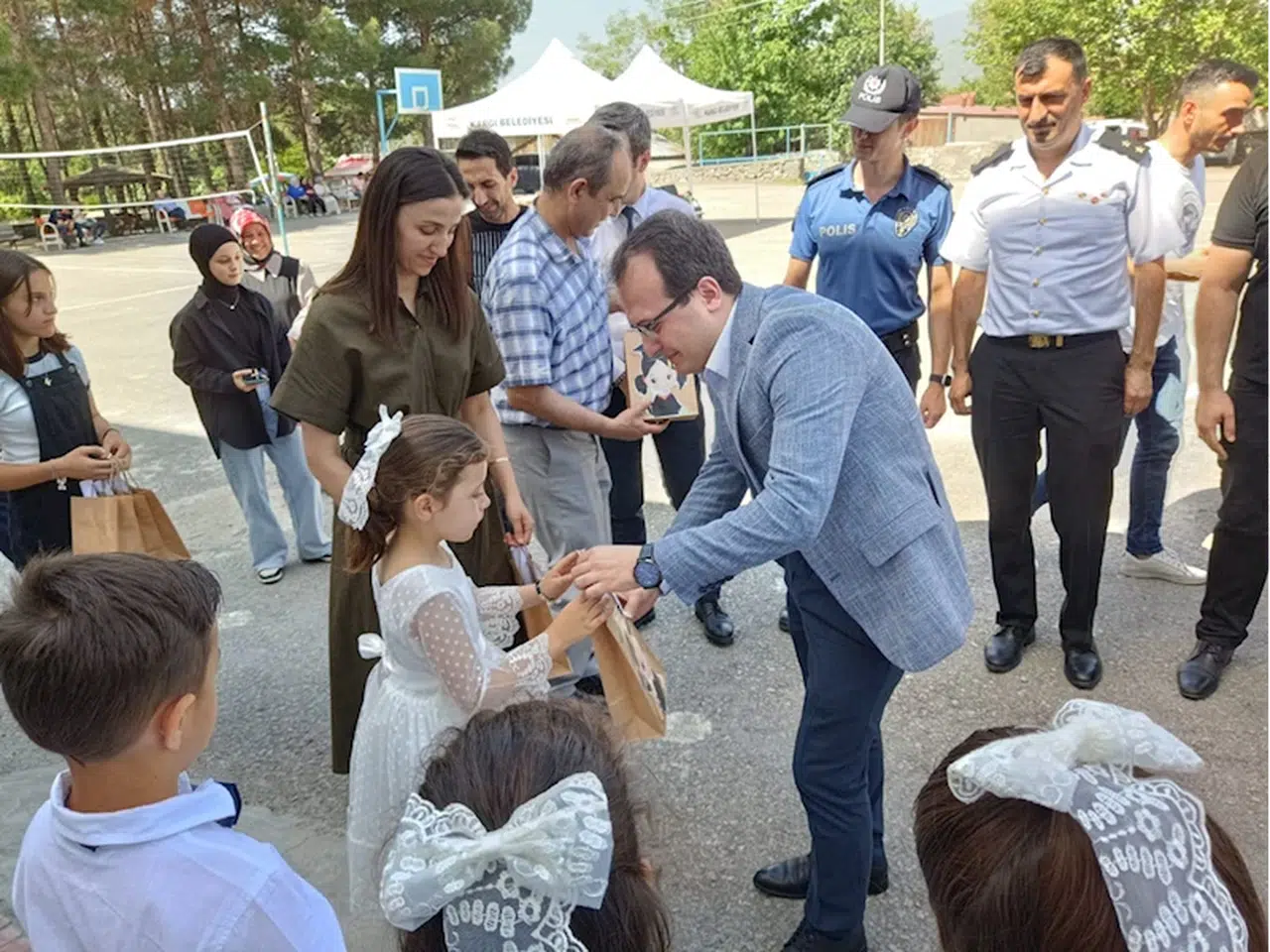 Kargı’da 1542 öğrenci karne heyecanı yaşadı