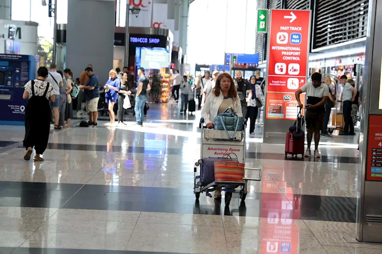 İstanbul - İstanbul Havalimanı'nda bayram yoğunluğu 