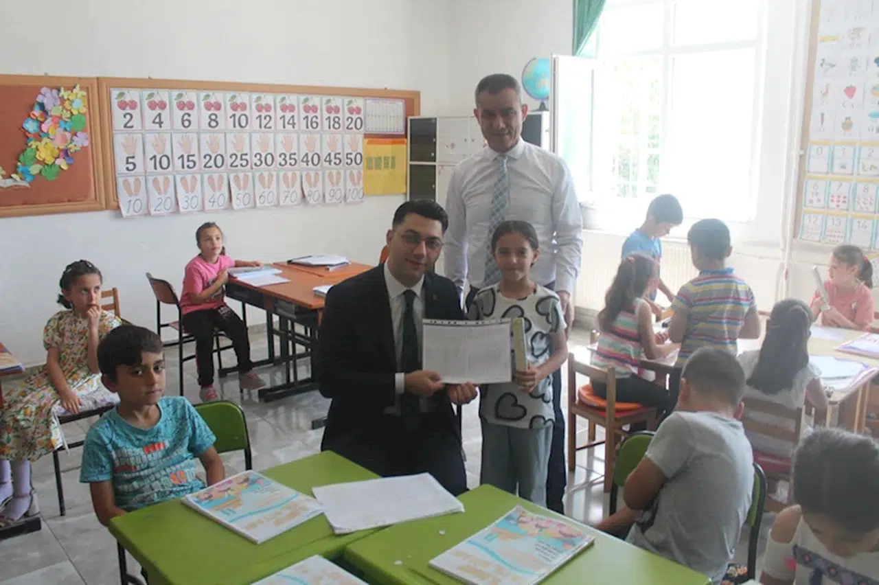 Tokat'ın ilçelerinde karne töreni düzenlendi