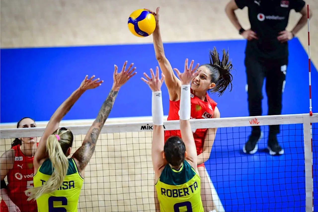 Filenin Sultanları, Brezilya'ya 3-0 yenildi