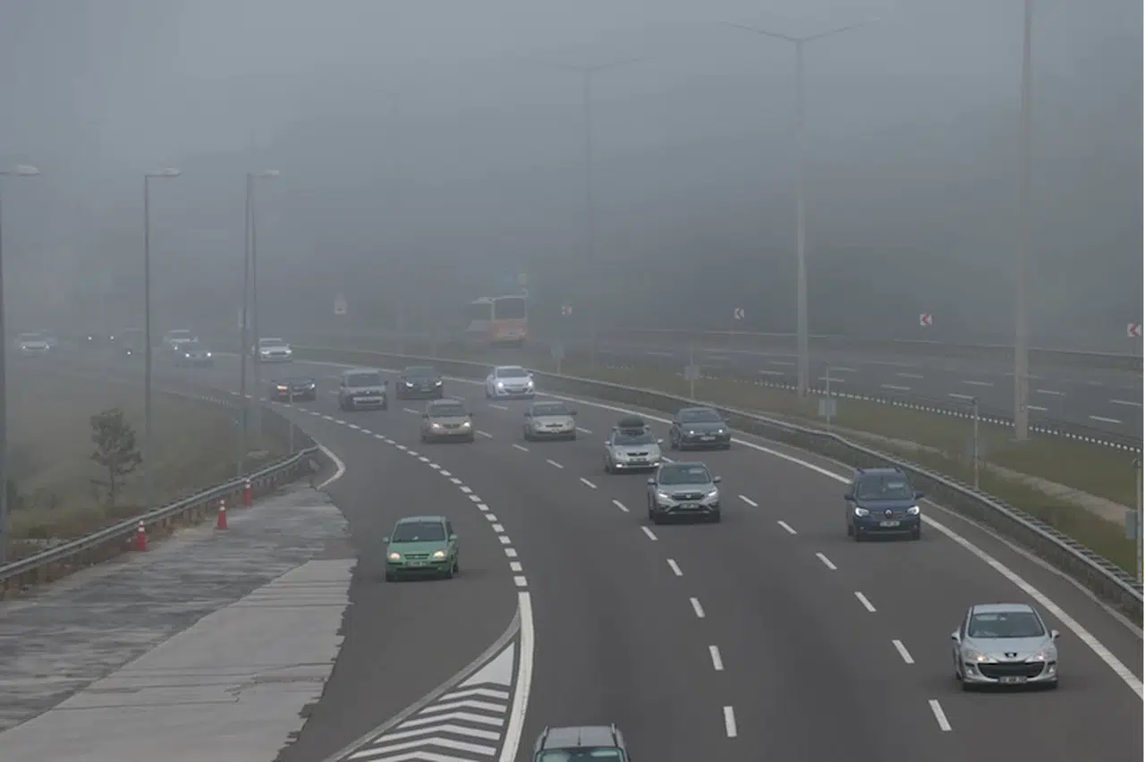 Kurban Bayramı'nın ilk gününde Anadolu Otoyolu Bolu kesiminde akıcı yoğunluk yaşanıyor