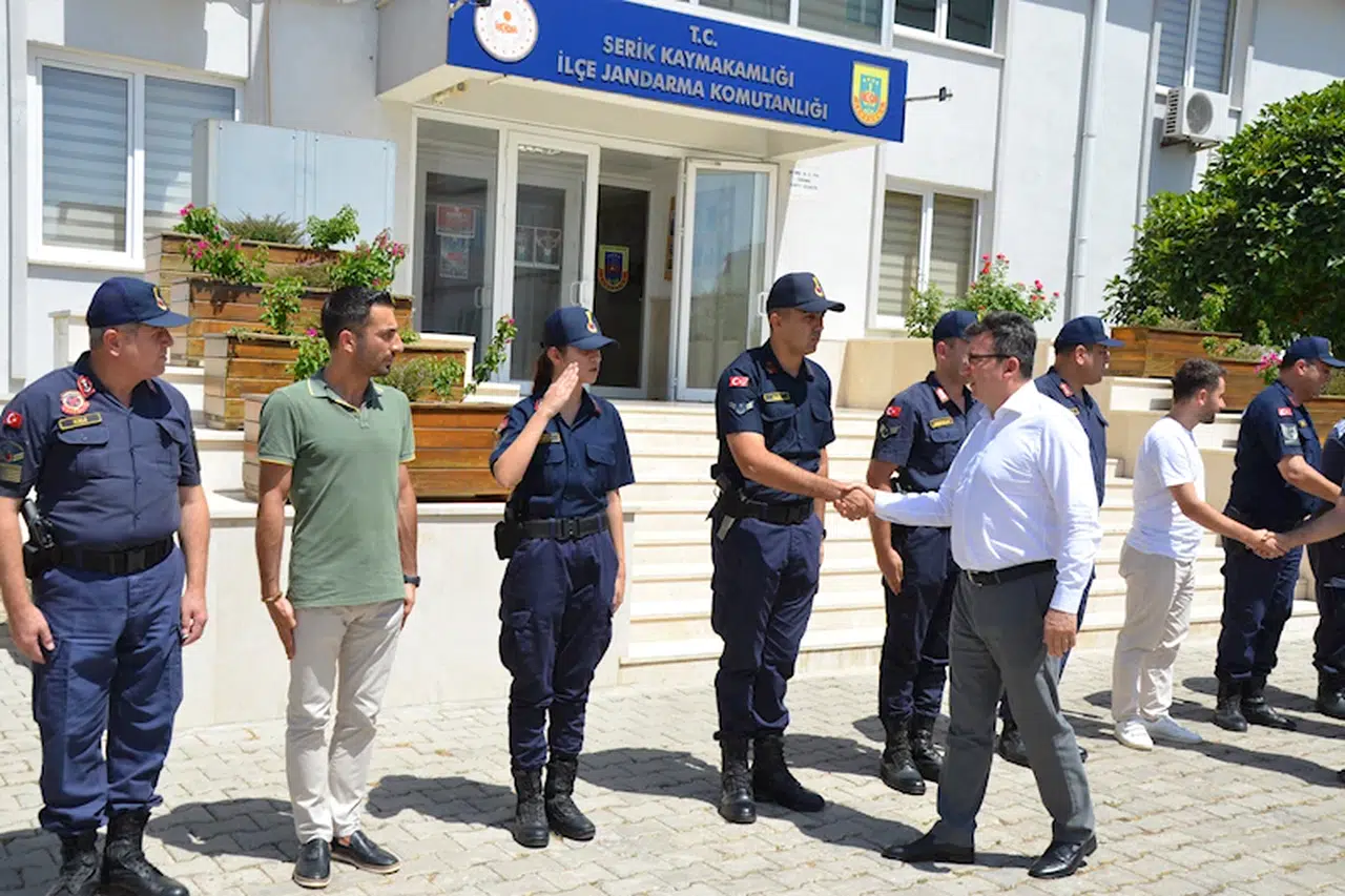 Serik'te protokol bayramlaştı