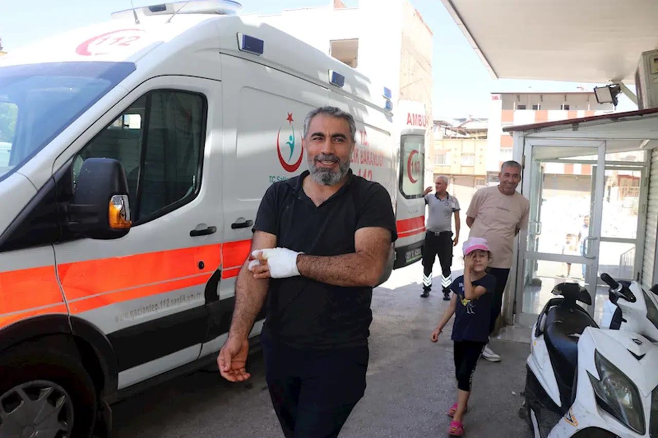 Gaziantep'te acemi kasaplar hastanelerde yoğunluk oluşturdu