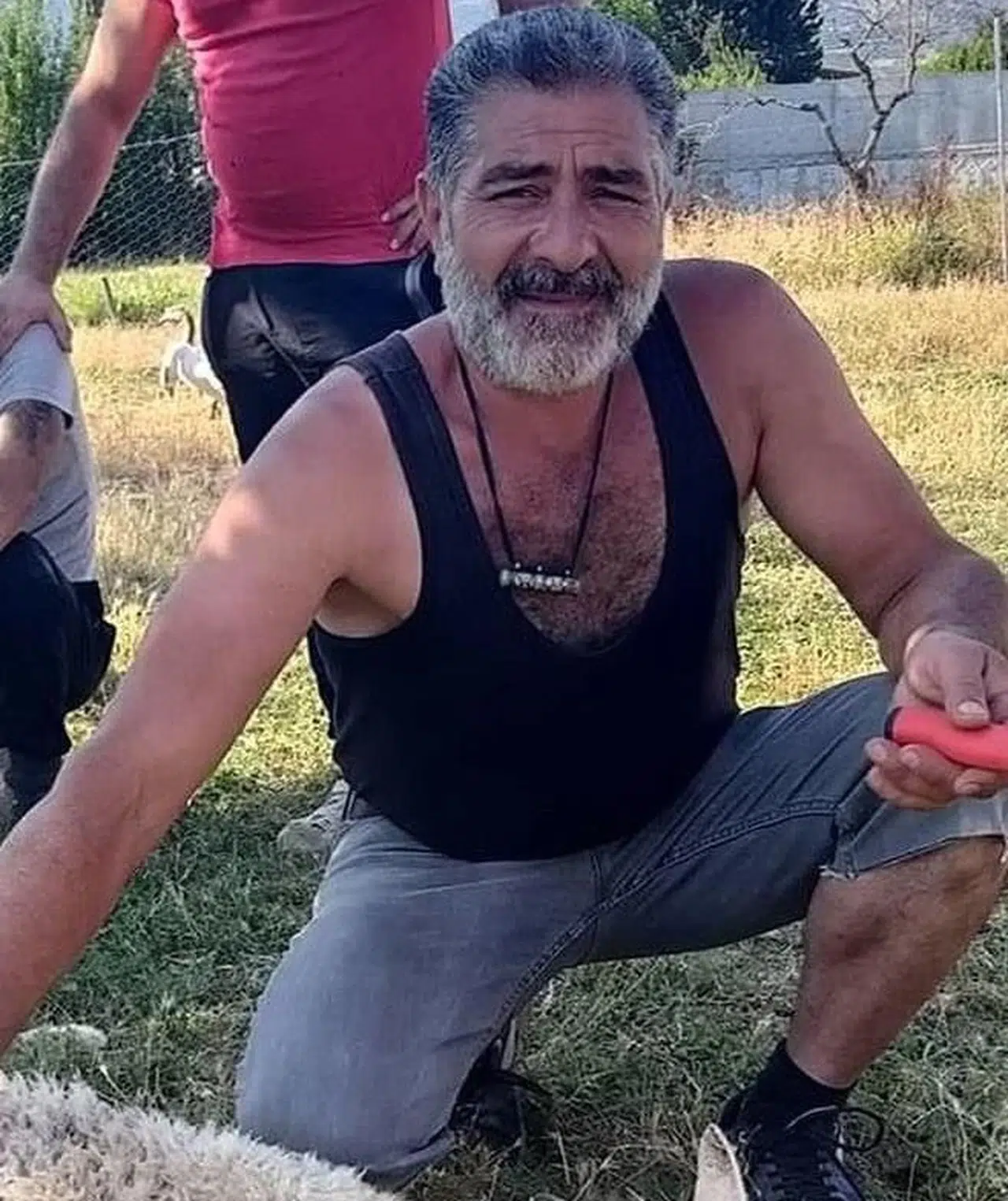 İstanbul - Arnavutköy'de kurban keserken göğsüne isabet eden kurşunla öldü