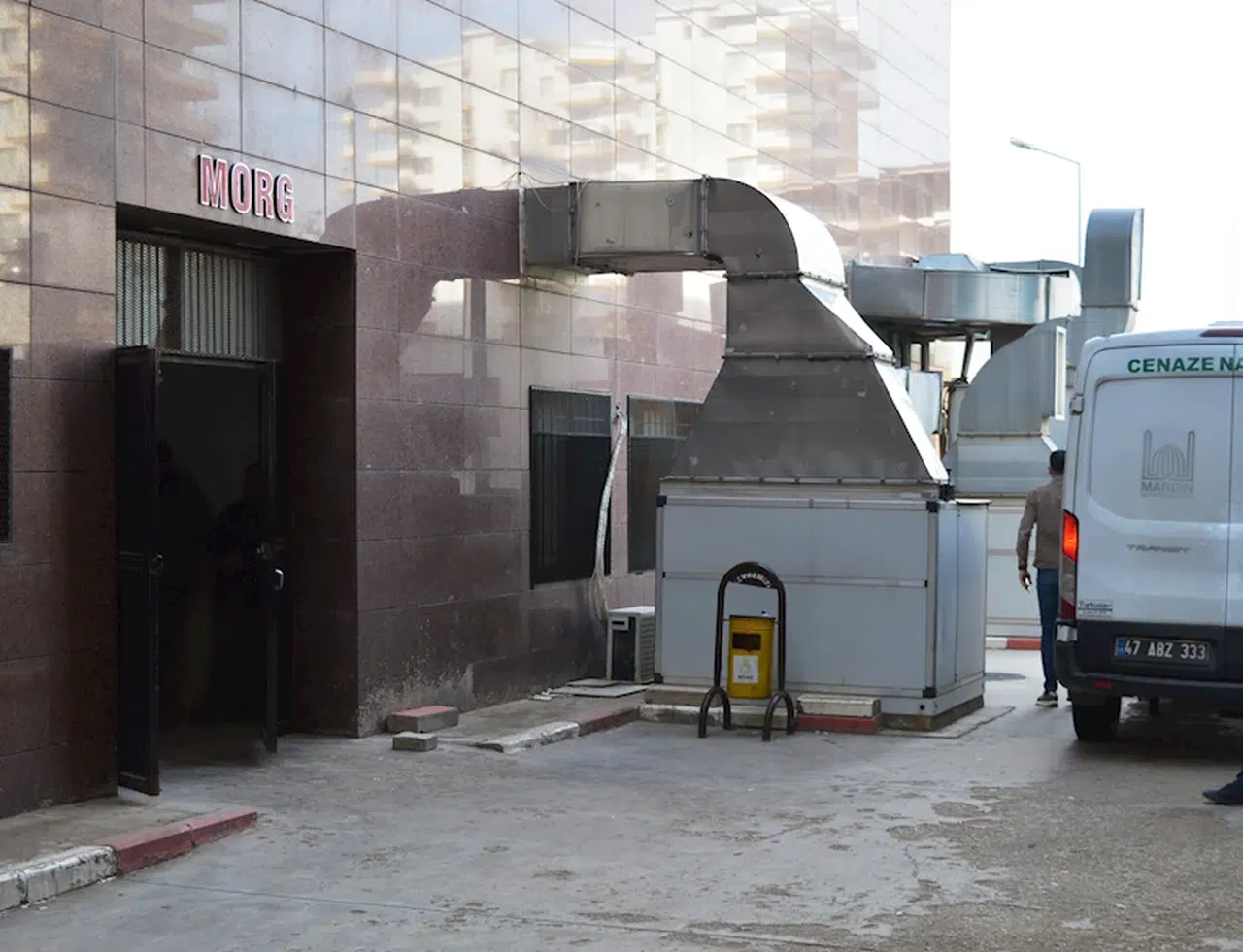 Mardin'de polis memuru, eşi ve 3 yaşındaki oğlunu öldürüp, intihar etti