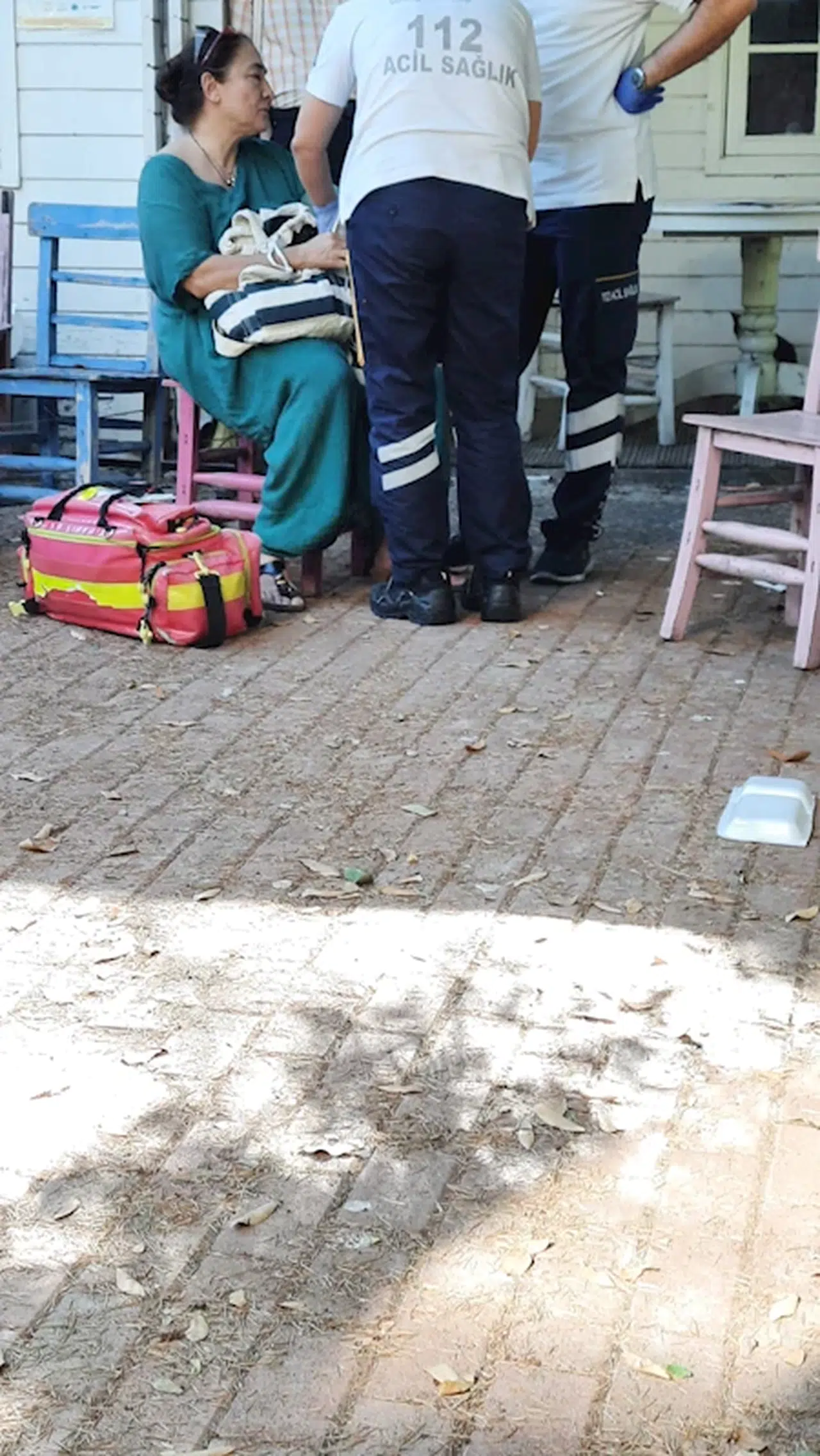 İstanbul-Adalar'da polis ile vatandaşlar arasında minibüs arbedesi