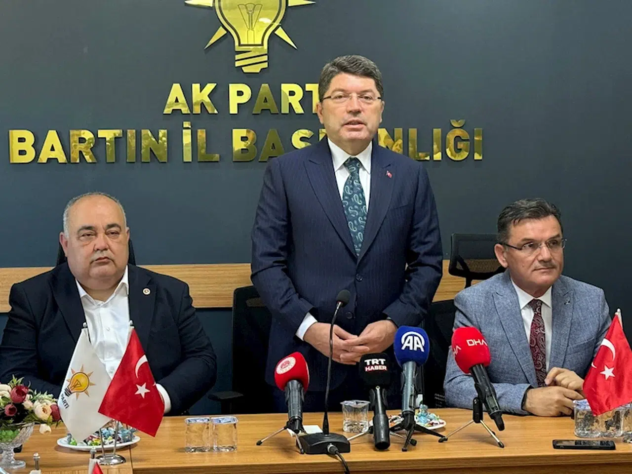 Bakan Tunç: Ülkemizi darbe anayasasından kurtaracağız