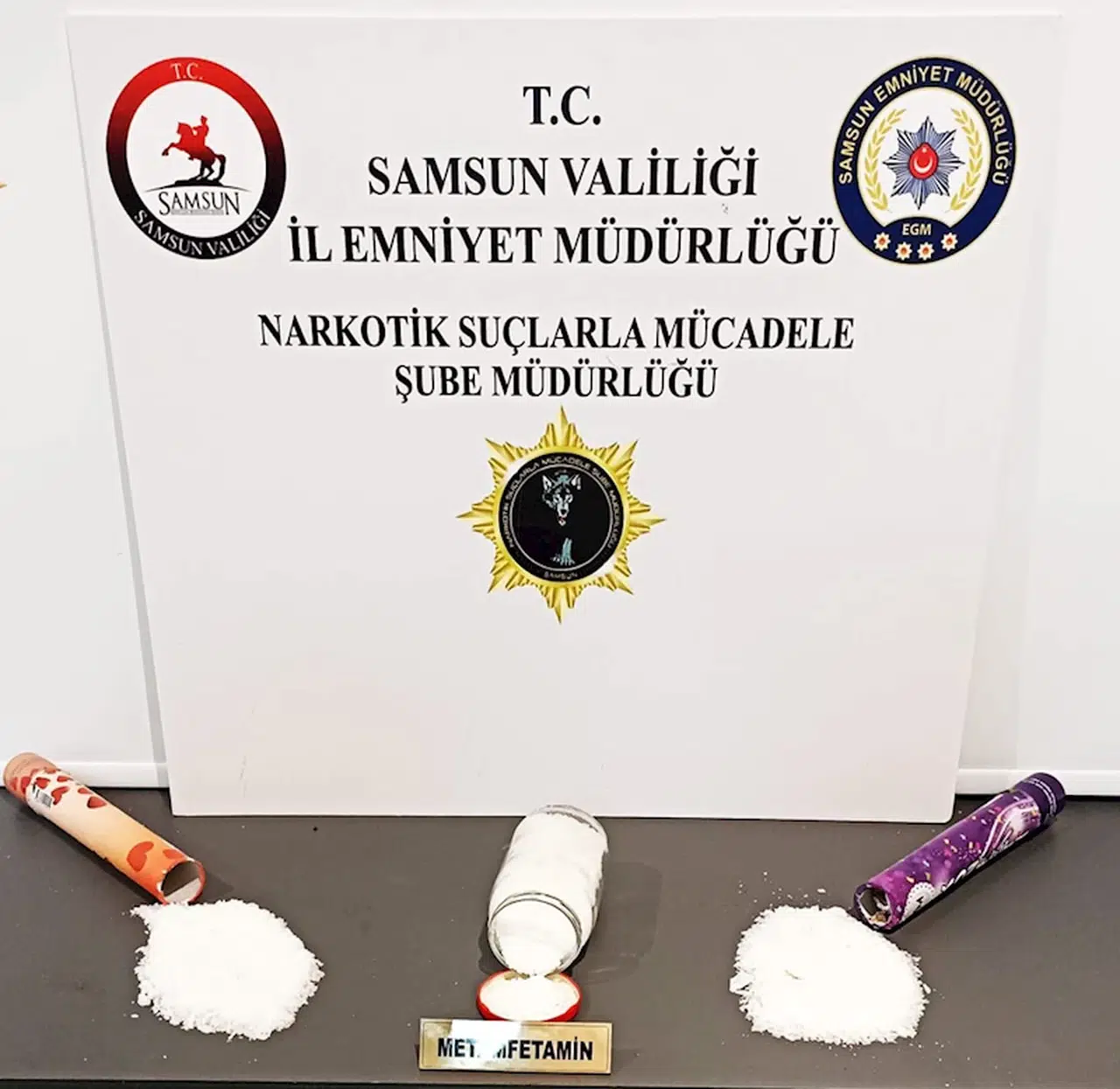 Samsun'da konfetiye gizlenmiş sentetik uyuşturucu ele geçirildi
