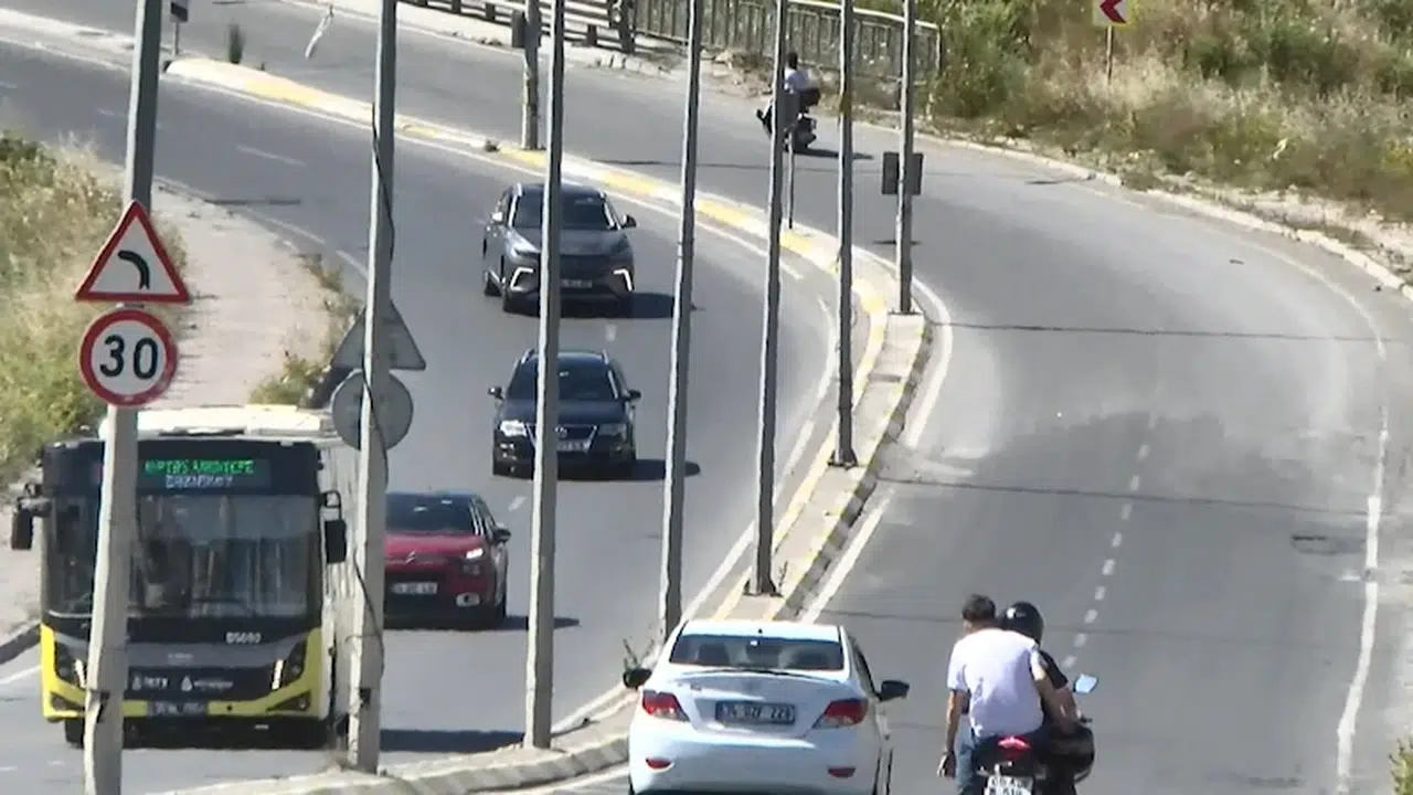 İstanbul - Avcılar'da babasının hediye ettiği motosikletle kaza yapan 16 yaşındaki lise öğrencisi öldü