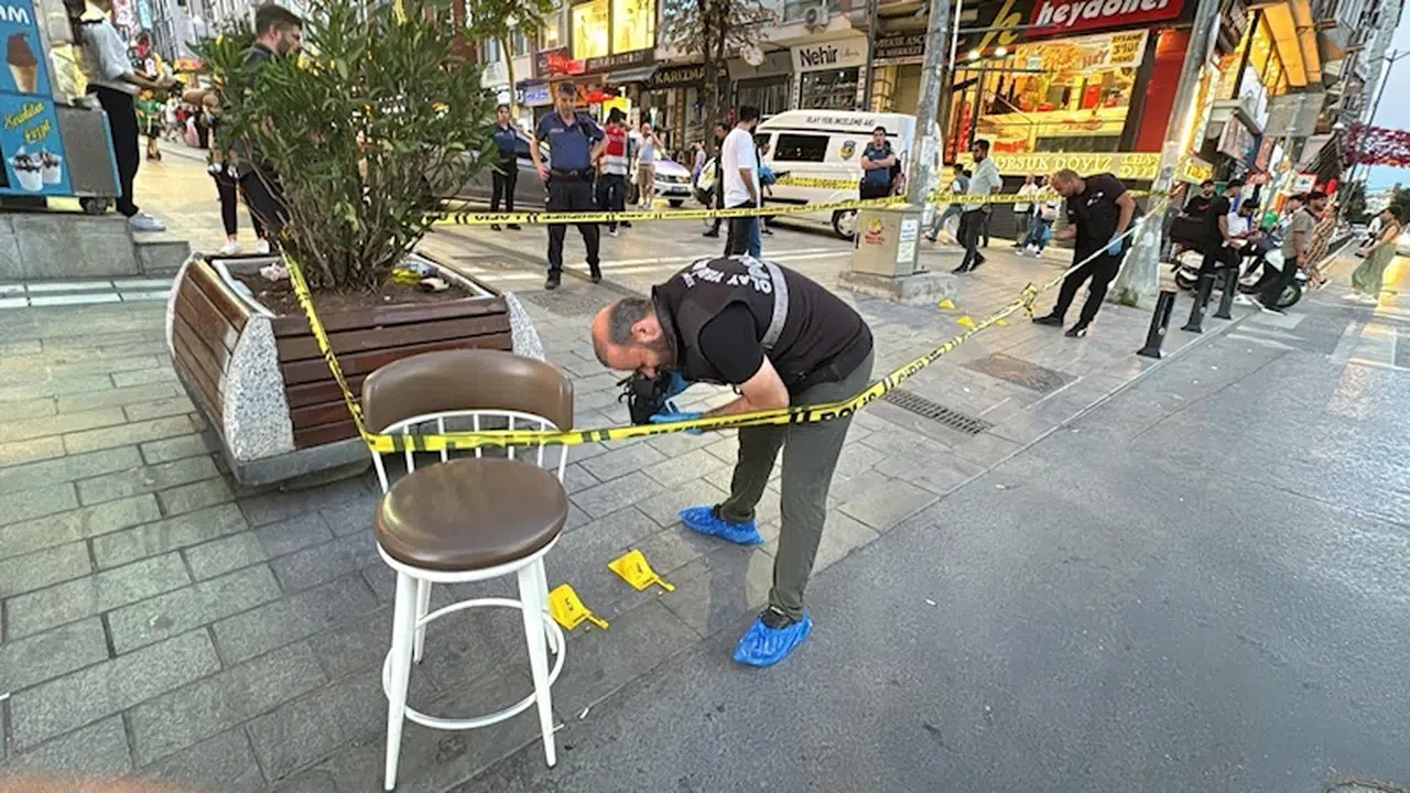 İstanbul- Avcılar'da havaya rastgele 6 el ateş edip kaçtı