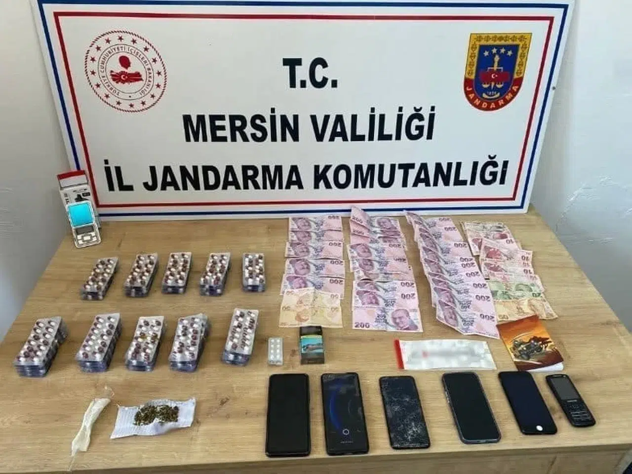  Mersin'de uyuşturucu madde operasyonu