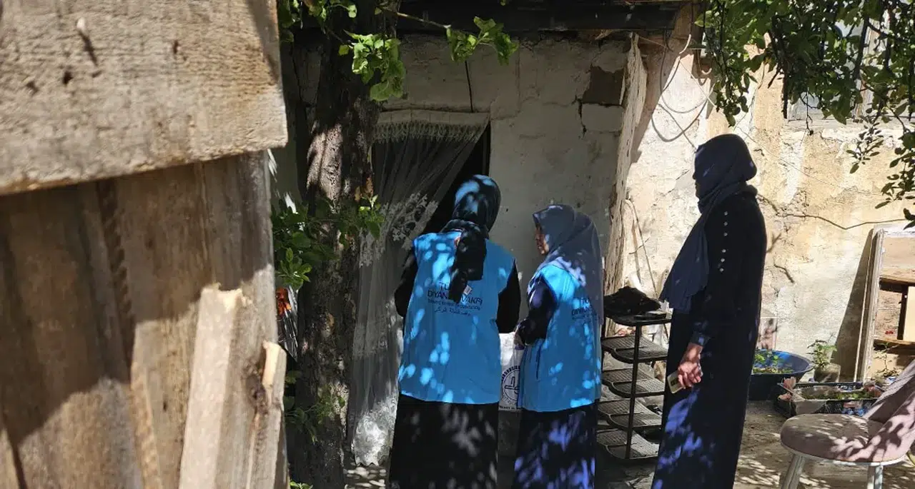 Türkiye Diyanet Vakfı, Bayburt'ta İhtiyaç Sahiplerine Kurban Eti Dağıttı