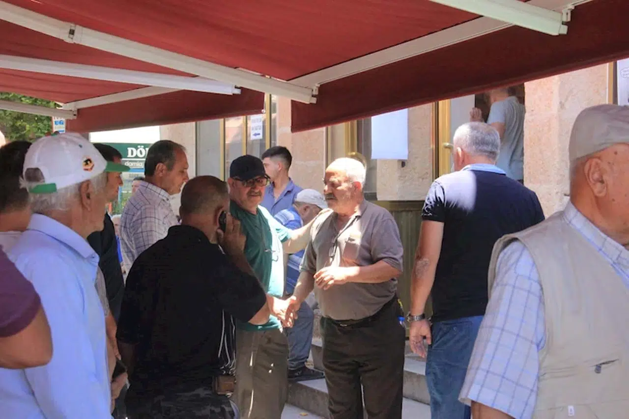 Serinlemek için girdiği denizde boğuldu(2)