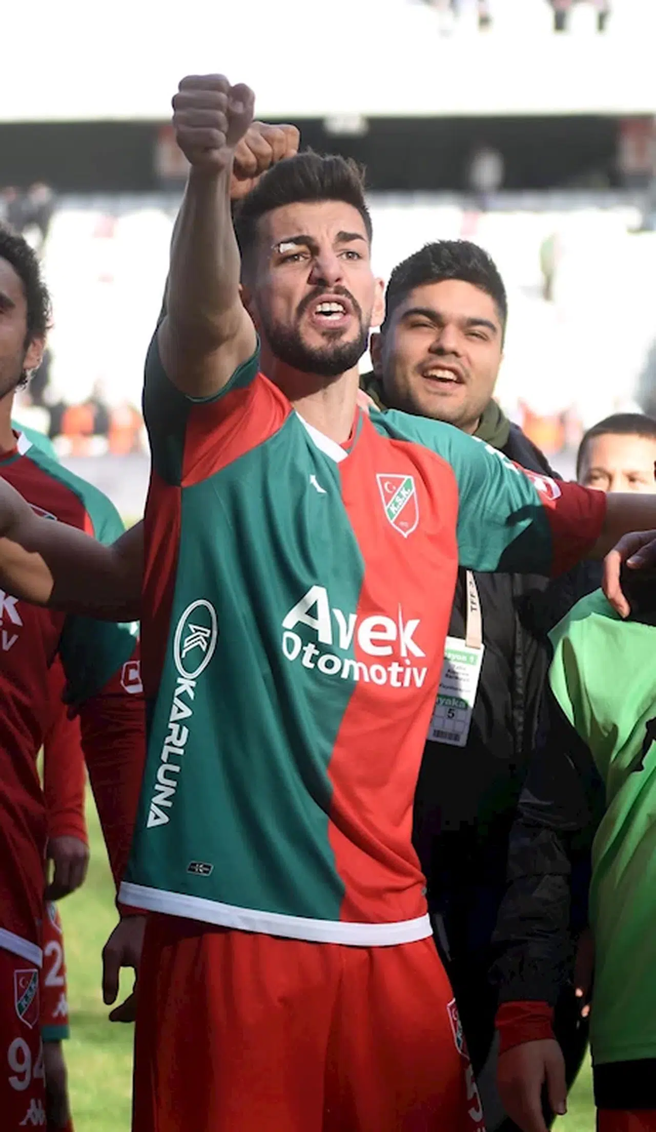 Karşıyaka'nın savunma oyuncularına ilgi sürüyor