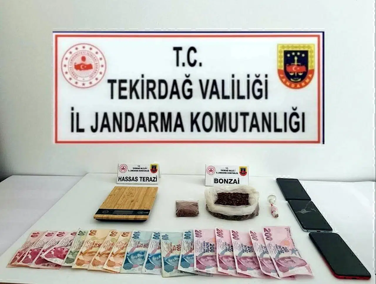  Tekirdağ'da uyuşturucu operasyonunda 11 gözaltı