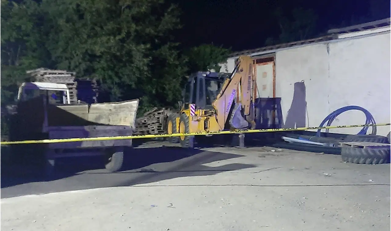 Çorum'da üzerine iş makinesinin kepçesi düşen kişi hayatını kaybetti