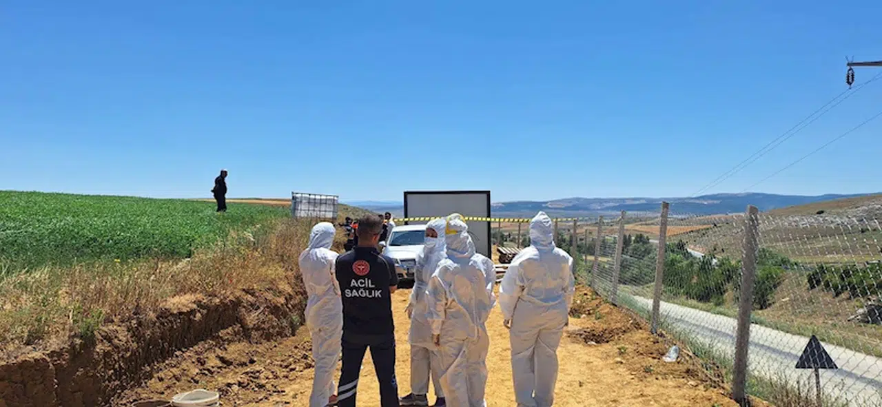 Bilecik'te define bulma amacıyla kaçak kazı yapan 3 kişiden 2'si ölü bulundu/ Fotoğraflar