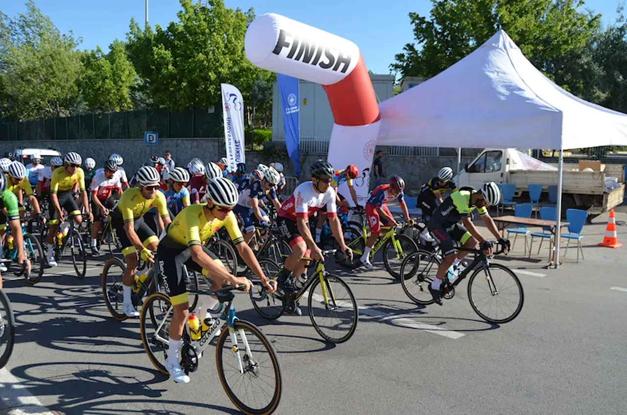 Türkiye Yol Bisikleti Şampiyonası'nın Kapadokya etabı başladı 