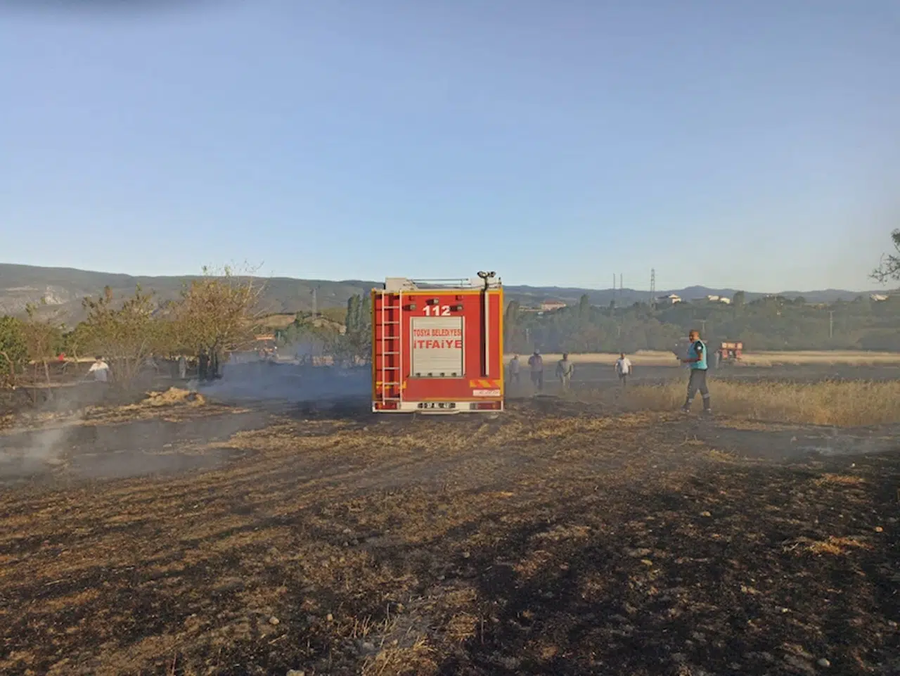 Kastamonu'da anız kaynaklı çıkan yangında 4 dönüm tarla zarar gördü
