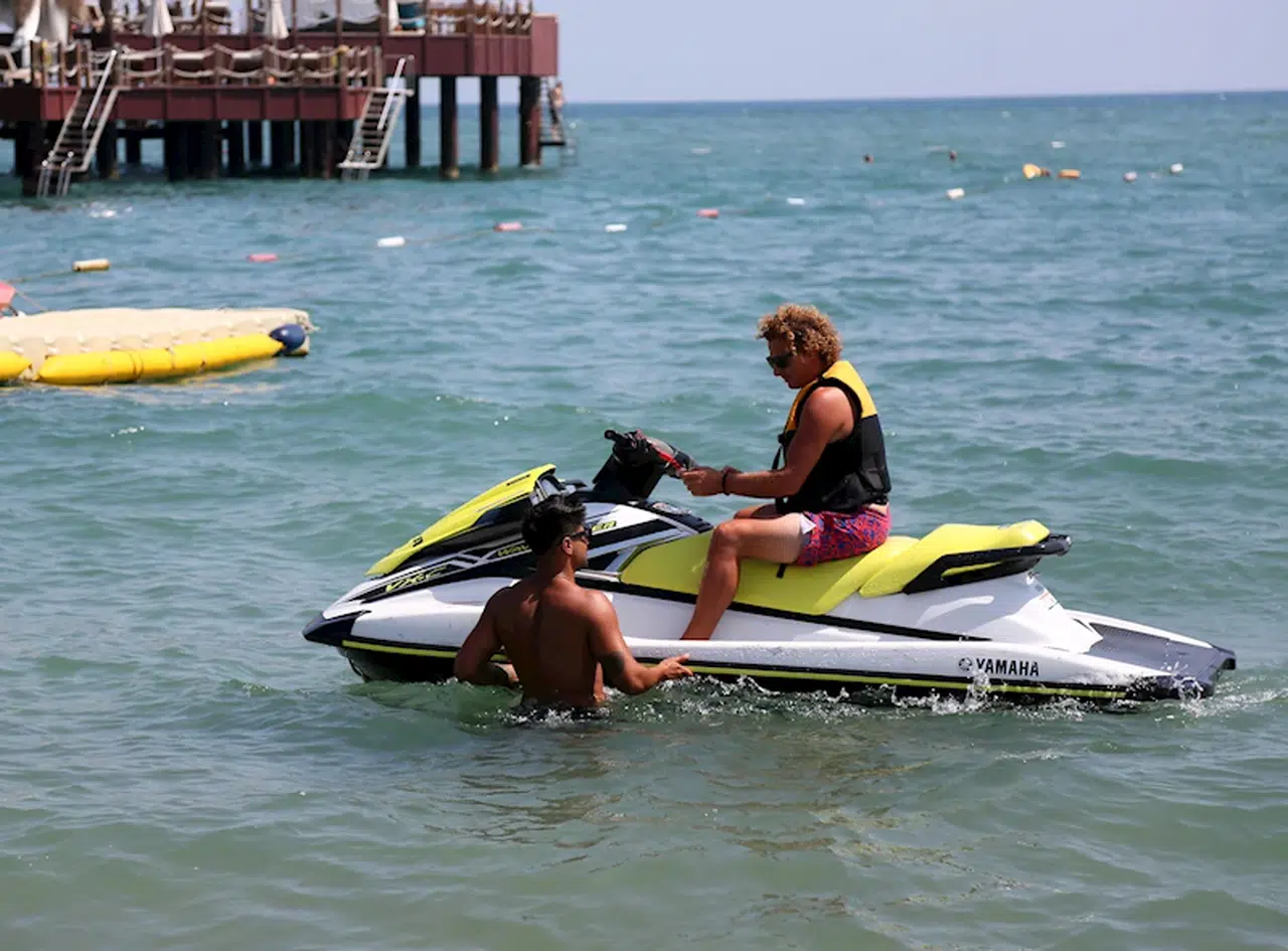 Jet ski'de ehliyet aranmıyor, can yeleksiz ve yüzme bilmeyenlere yasak