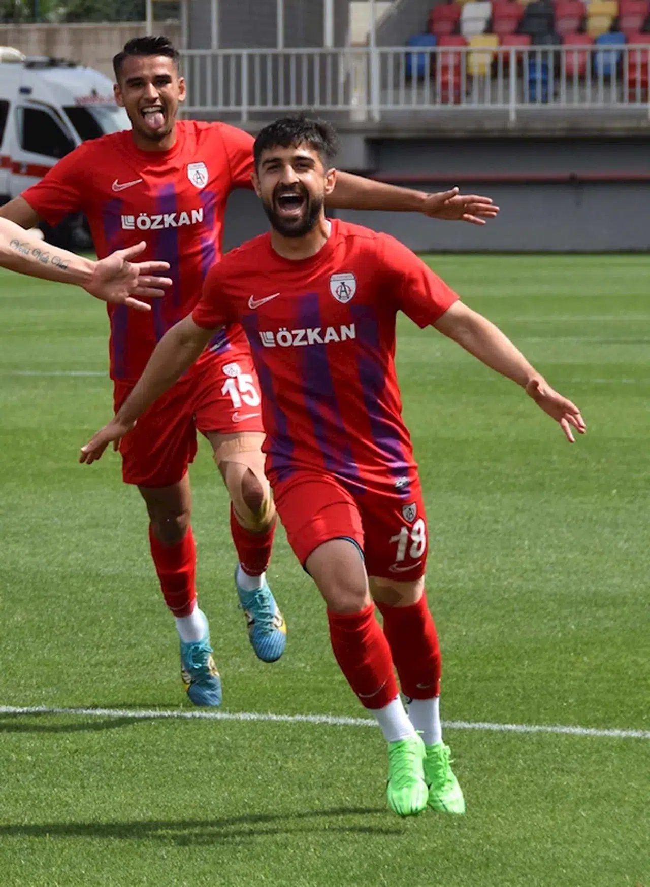 Altınordu'da Yusuf Acer uzattı