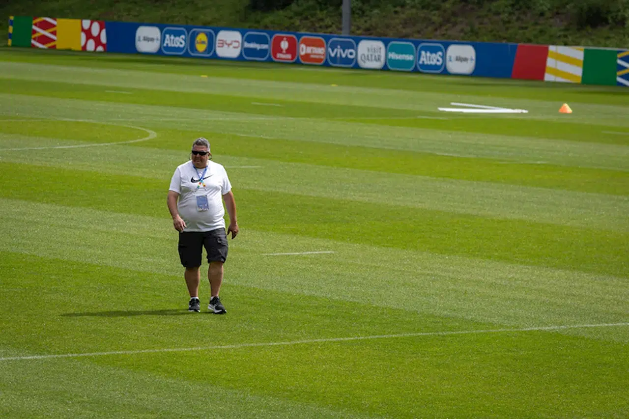 Milli takımın ayak bastığı çimler Türk akademisyenin kontrolünde