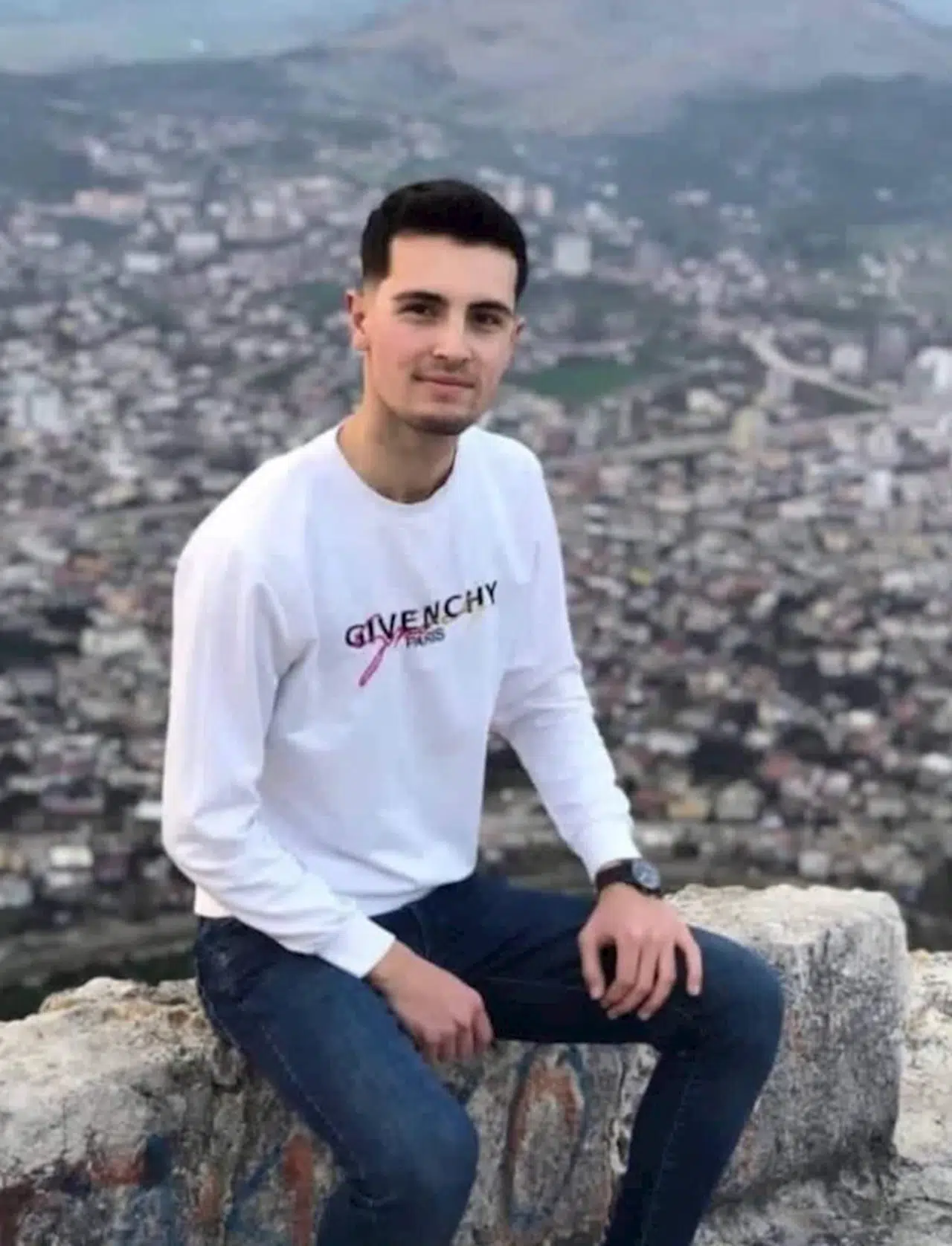 'Dedikodu' kavgasında kuzenini öldüren sanığa indirimli 10 yıl hapis