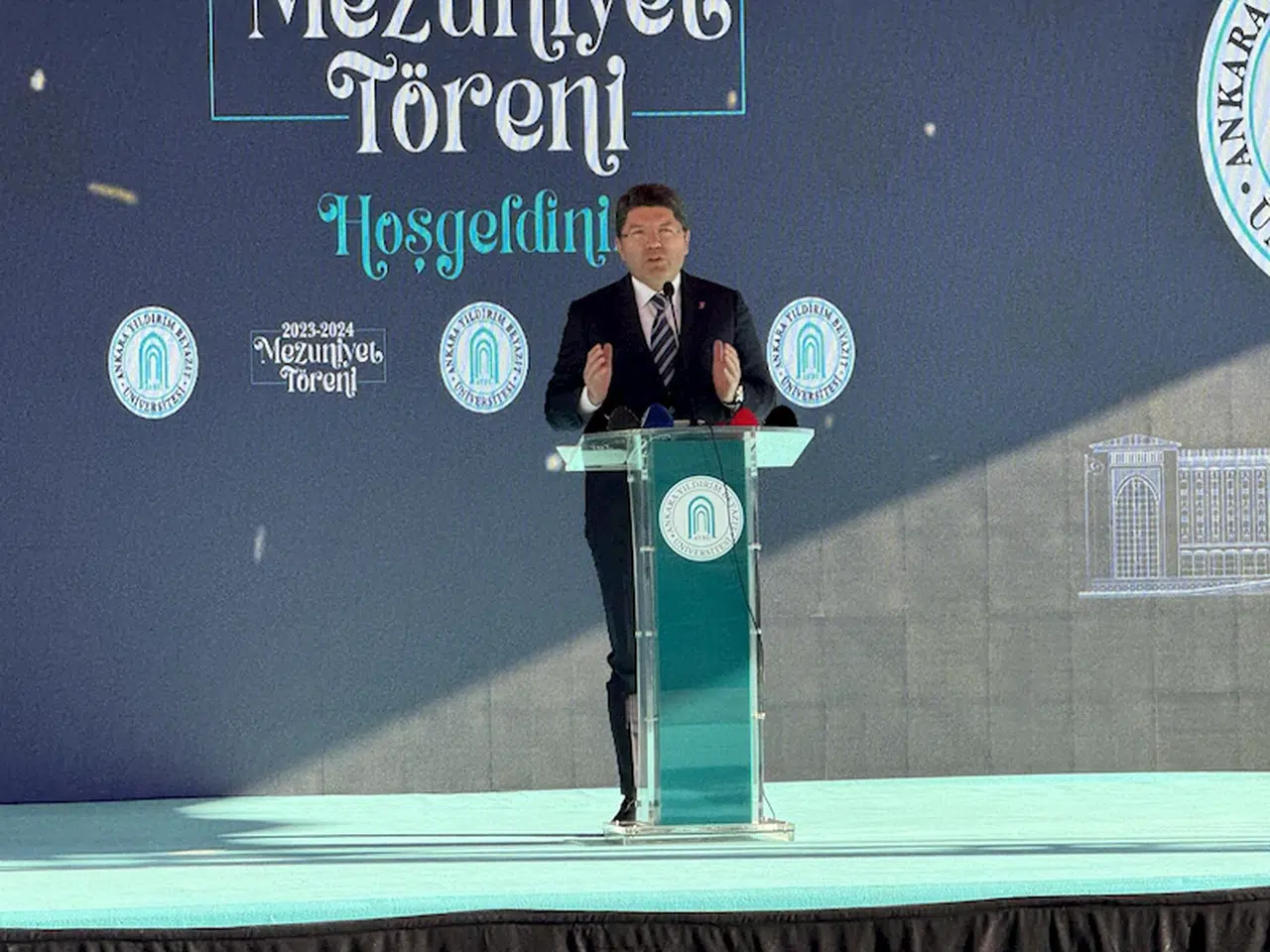 Bakan Tunç: Uluslararası kuruluşların Filistin'de çocuklar katledilirken nasıl bir çifte standart içerisinde olduğunu görüyoruz