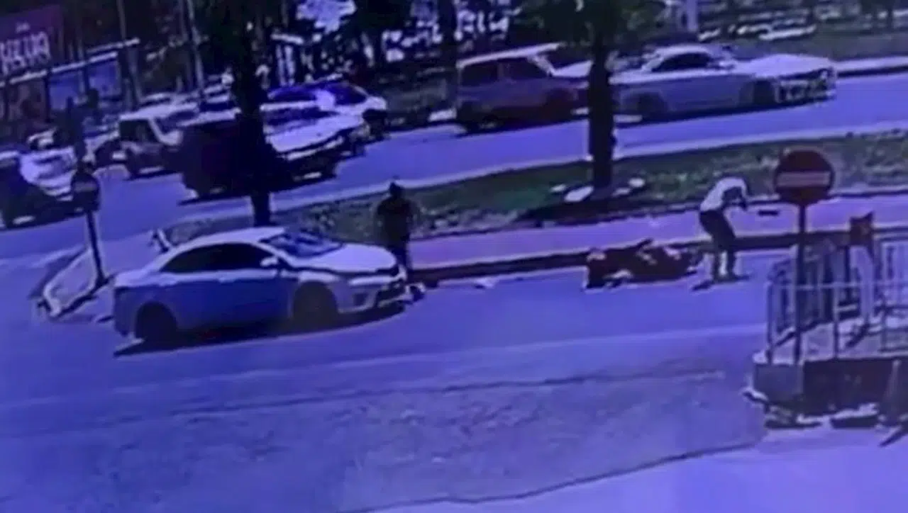 Şanlıurfa'da motosiklet ile otomobilin çarpıştığı kaza kamerada