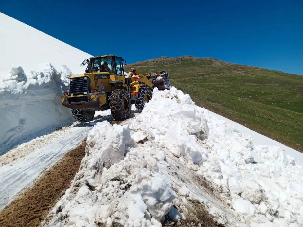 Trabzon Büyükşehir Belediyesi Yayla Yollarında Sorunlara Neşter Vuruyor