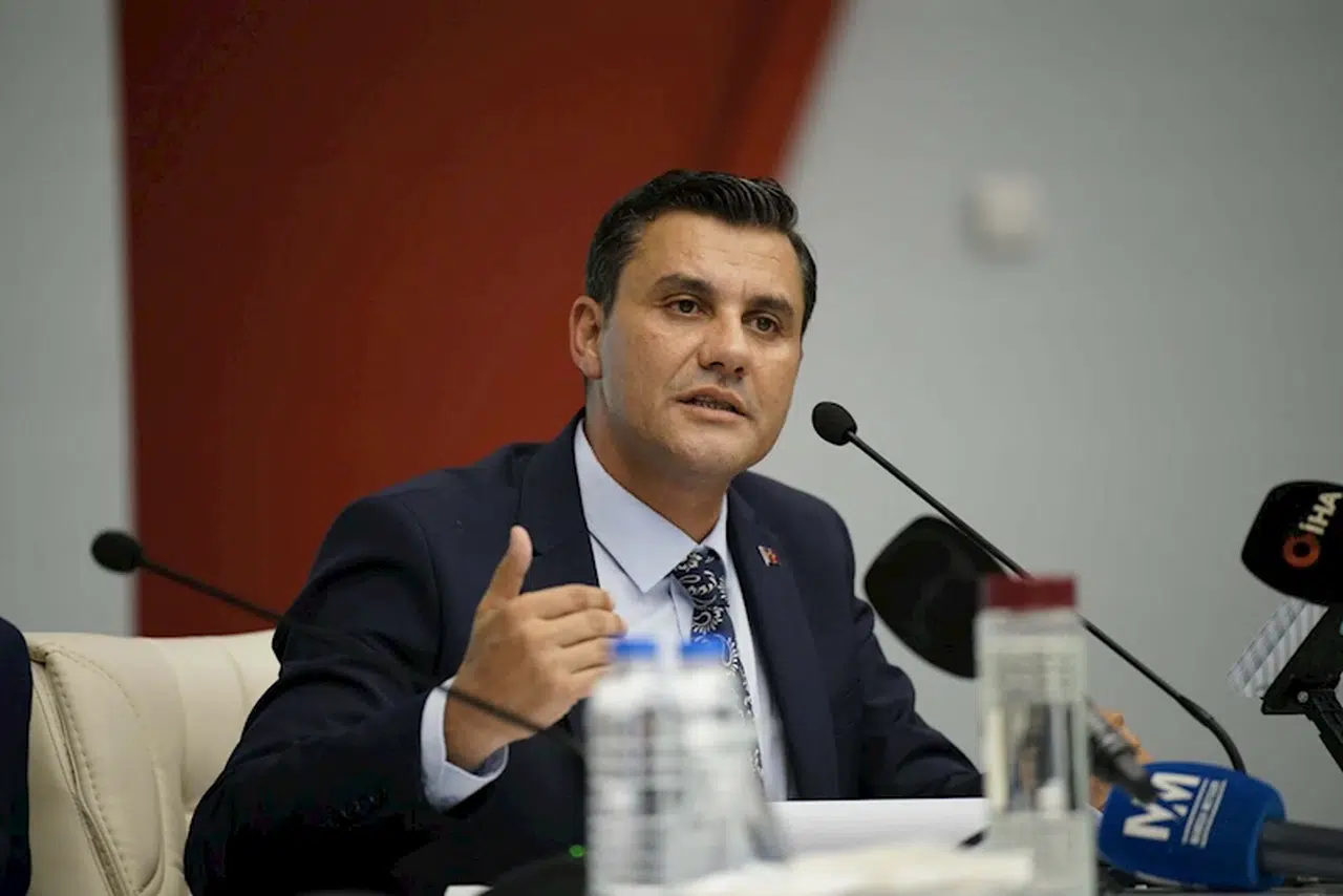 Başkan Ferdi Zeyrek, Spilkent Toplu Konut Projesi'yle ilgili bilgilendirme toplantısı gerçekleştirdi